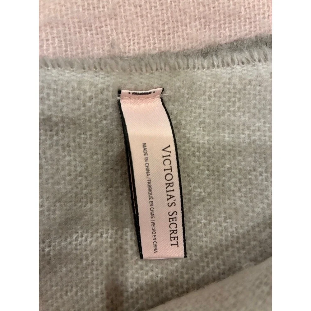 Victoria’s Secret Logo Fringe Throw Blanket Pink Gray Ivory Soft Cozy